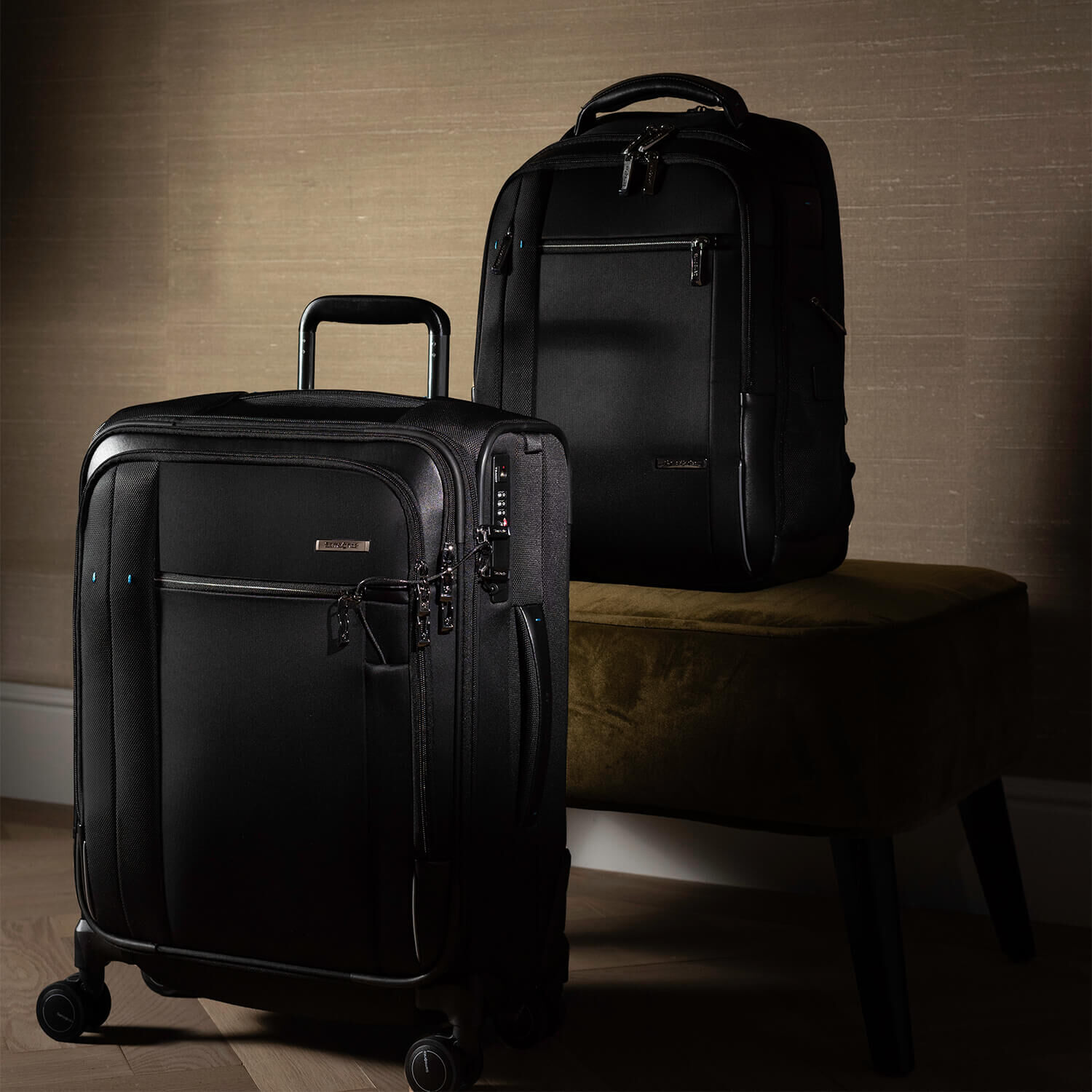 Spectrolite 3.0 Trvl Walizka na 4 kołach 55cm Black | Samsonite Polska