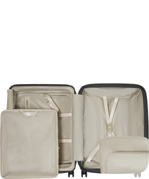 Paralux Walizka na 4 kołach poszerzany 67cm 67 x 47 x 30/33 cm | 3.5 kg