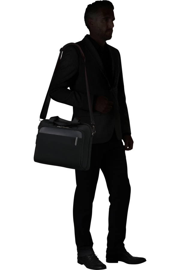 Samsonite Evosight Slim Bailhandle 15.6'  Czarny