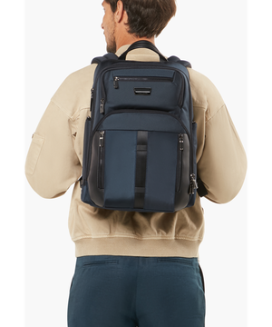 Urban-Eye Plecak 15.6" 43 x 30 x 20 cm | 1.2 kg